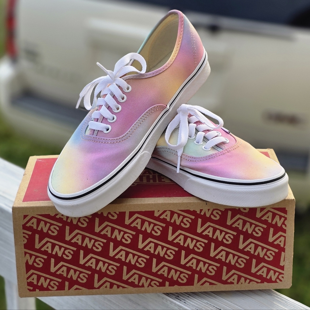 Vans Multi-Colored Shoes - Picture 2 of 7